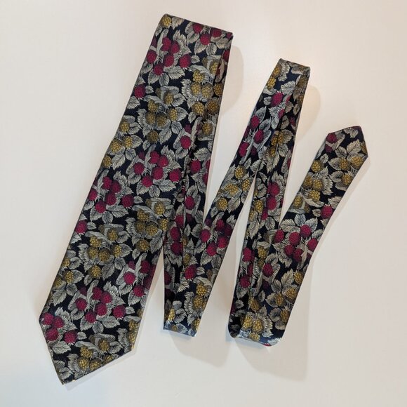 Hugo Boss Floral Raspberry Print Silk Tie - Made in Italy - Picture 2 of 9